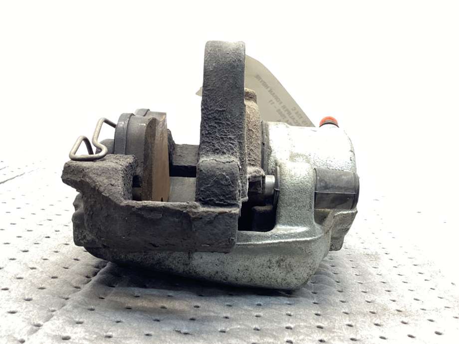 Bremsecaliper høyre foran til Audi A4 2007-2014 (Type IV) (B8) (B8) (AUDI|8K0 615 124 C|)