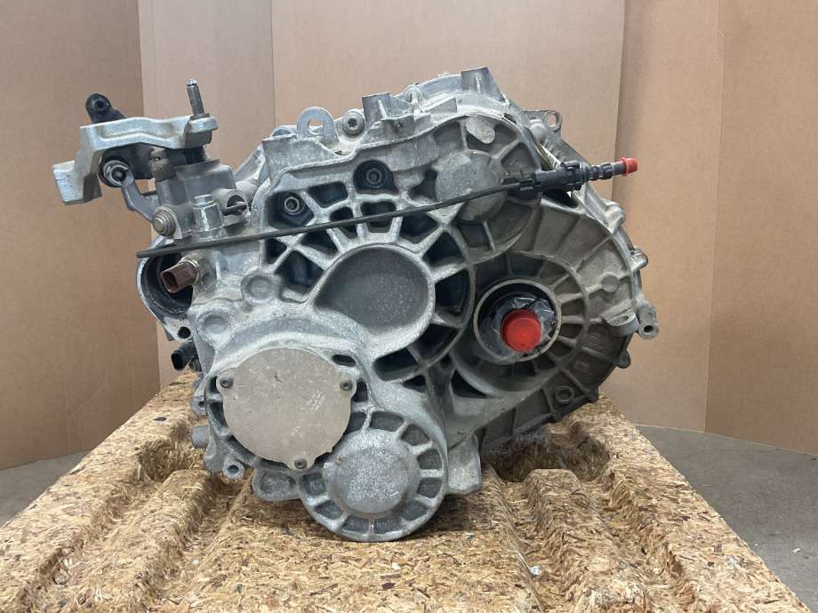 Girkasse manuell 6-trinn til VW Tiguan 2016-2020 (Type II, Fase 1)  (VOLKSWAGEN|0A6 300 046 E|)