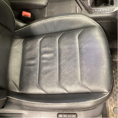Sete foran høyre til VW Tiguan, 2016-2020 (Type II, Fase 1)  (VOLKSWAGEN|)