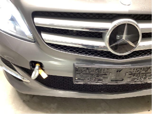 Støtfanger foran til Mercedes B-Klasse 2011-2018 (W246) (W246) (A 242 885 02 25|DELENR ER FARGELØS|)