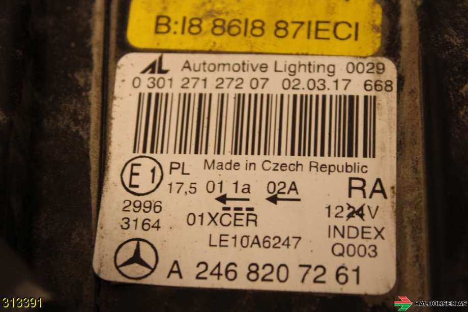 Frontlykt høyre halogen til Mercedes B-Klasse 2011-2018 (W246) (W246) (A 246 820 02 39|)