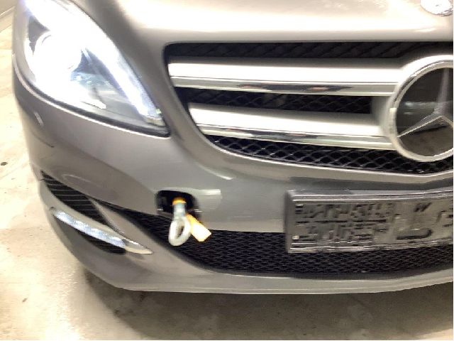 Frontlykt høyre halogen til Mercedes B-Klasse 2011-2018 (W246) (W246) (A 246 820 02 39|)