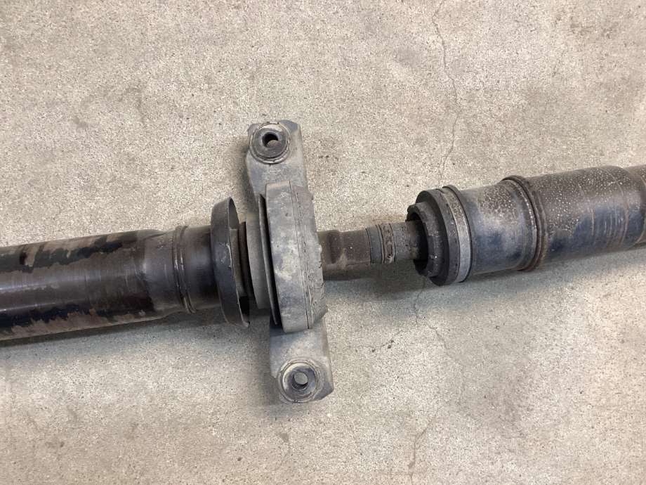 Mellomaksel til Subaru Forester 2013-2019 (Type IV)  (SUBARU|27111FJ080|)