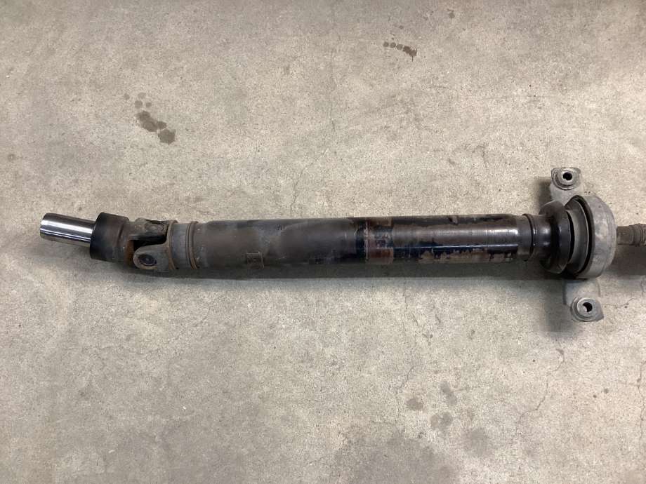 Mellomaksel til Subaru Forester 2013-2019 (Type IV)  (SUBARU|27111FJ080|)