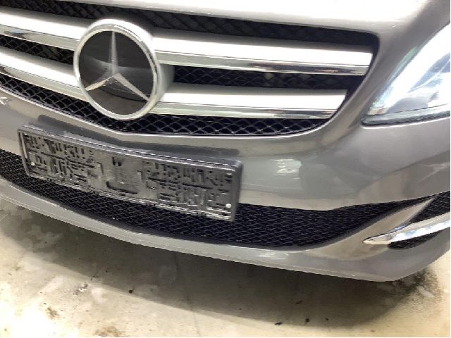 Grill til Mercedes B-Klasse 2011-2018 (W246) (W246) (A 246 880 15 83|)