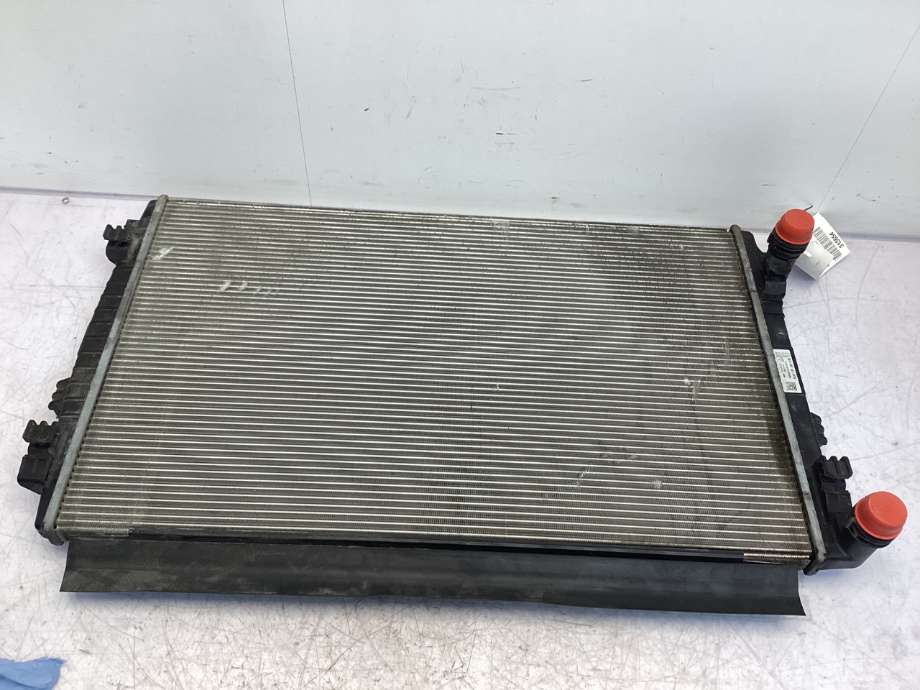 Radiator (automat gir) til VW Arteon 2017-->>  (VOLKSWAGEN|5Q0 121 251 EM|)