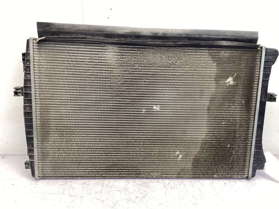 Radiator (automat gir) til VW Arteon 2017-->>  (VOLKSWAGEN|5Q0 121 251 EM|)