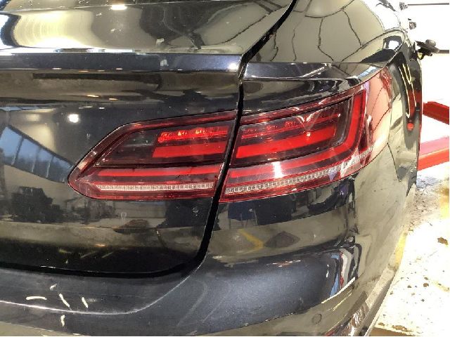 Baklykt høyre indre til VW Arteon 2017-->>  (VOLKSWAGEN|3G8 945 308 N|)