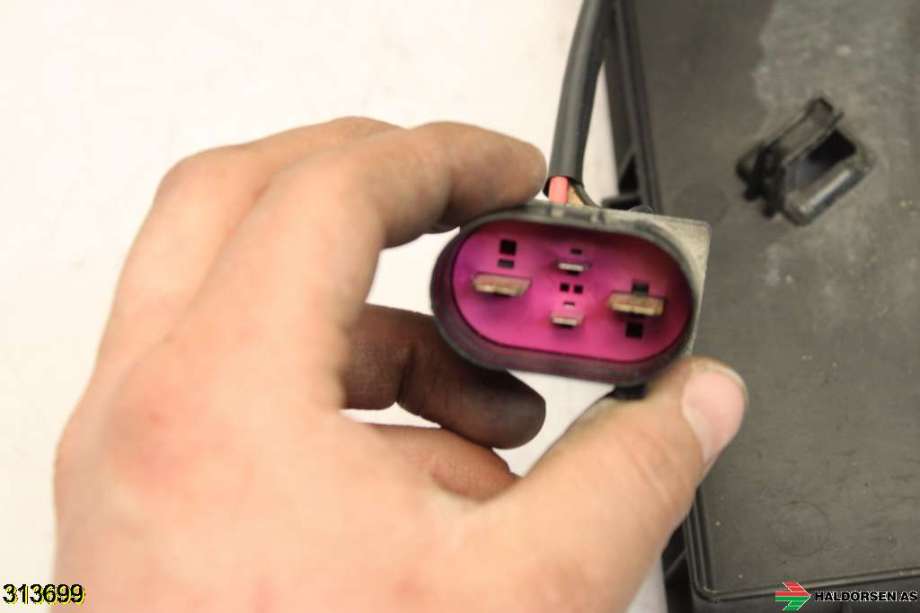 Kjølevifte til VW Arteon 2017-->>  (VOLKSWAGEN|5WA 121 203 G|5Q0 121 203 CT|)