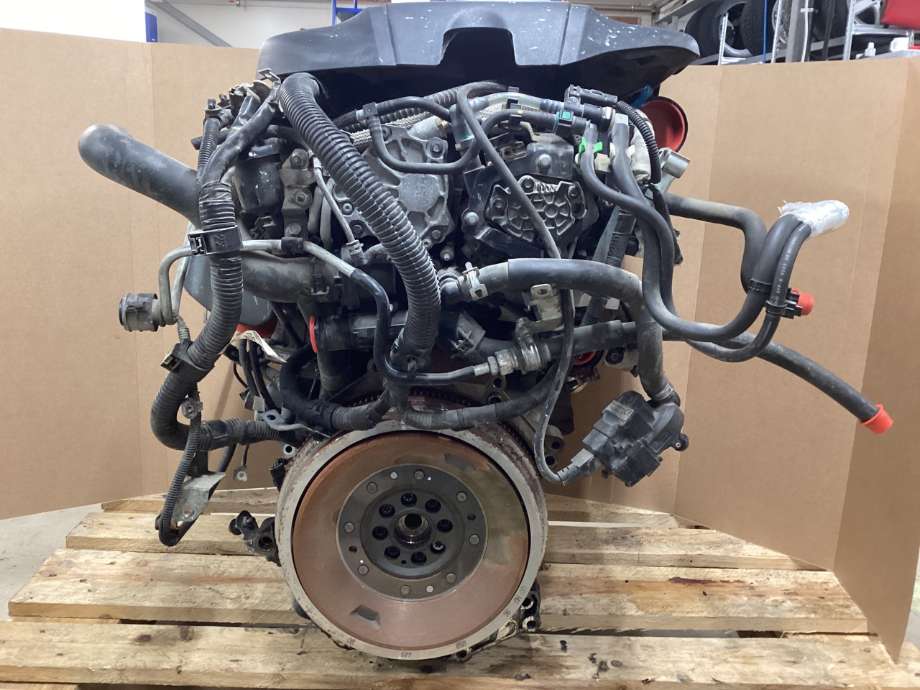 Motor diesel til Mitsubishi Outlander 2010-2012 (Type II, Fase 2)  (MITSUBISHI|MN982335|2.2 DI-D 4HK|CW7W 2200DIESEL)