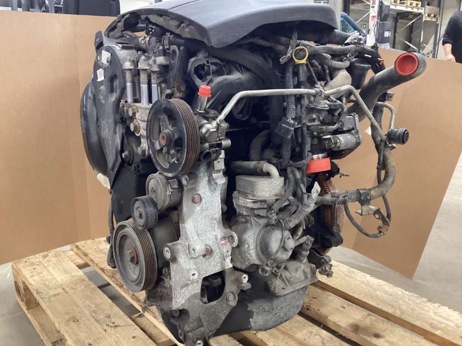 Motor diesel til Mitsubishi Outlander 2010-2012 (Type II, Fase 2)  (MITSUBISHI|MN982335|2.2 DI-D 4HK|CW7W 2200DIESEL)