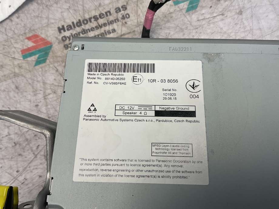 Bilstereo navigasjon til Toyota Avensis 2015-2019 (Type III, Fase 2)  (TOYOTA|8614005250|)