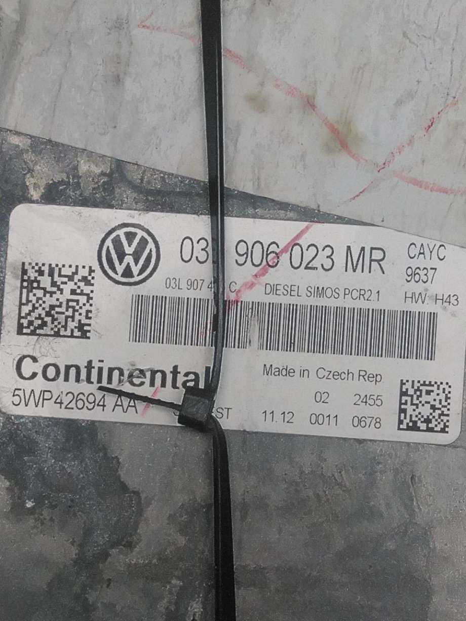 Styreenhet motor til VW Golf VI 2008-2012  (VOLKSWAGEN|03L 906 023 MR|)