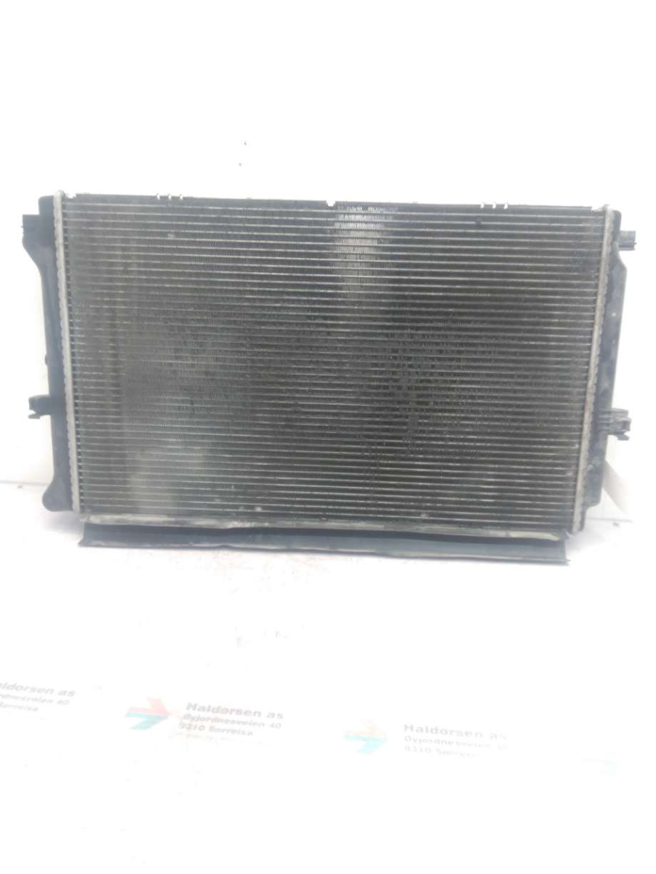 Radiator (automat gir) til Škoda Octavia 2017-2020 (Type III, Fase 2)  (SKODA|5Q0 121 251 GD|)