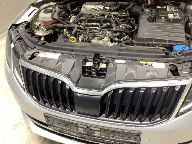 Grill til Škoda Octavia 2017-2020 (Type III, Fase 2) (SKODA|5E0 853 653 C|)