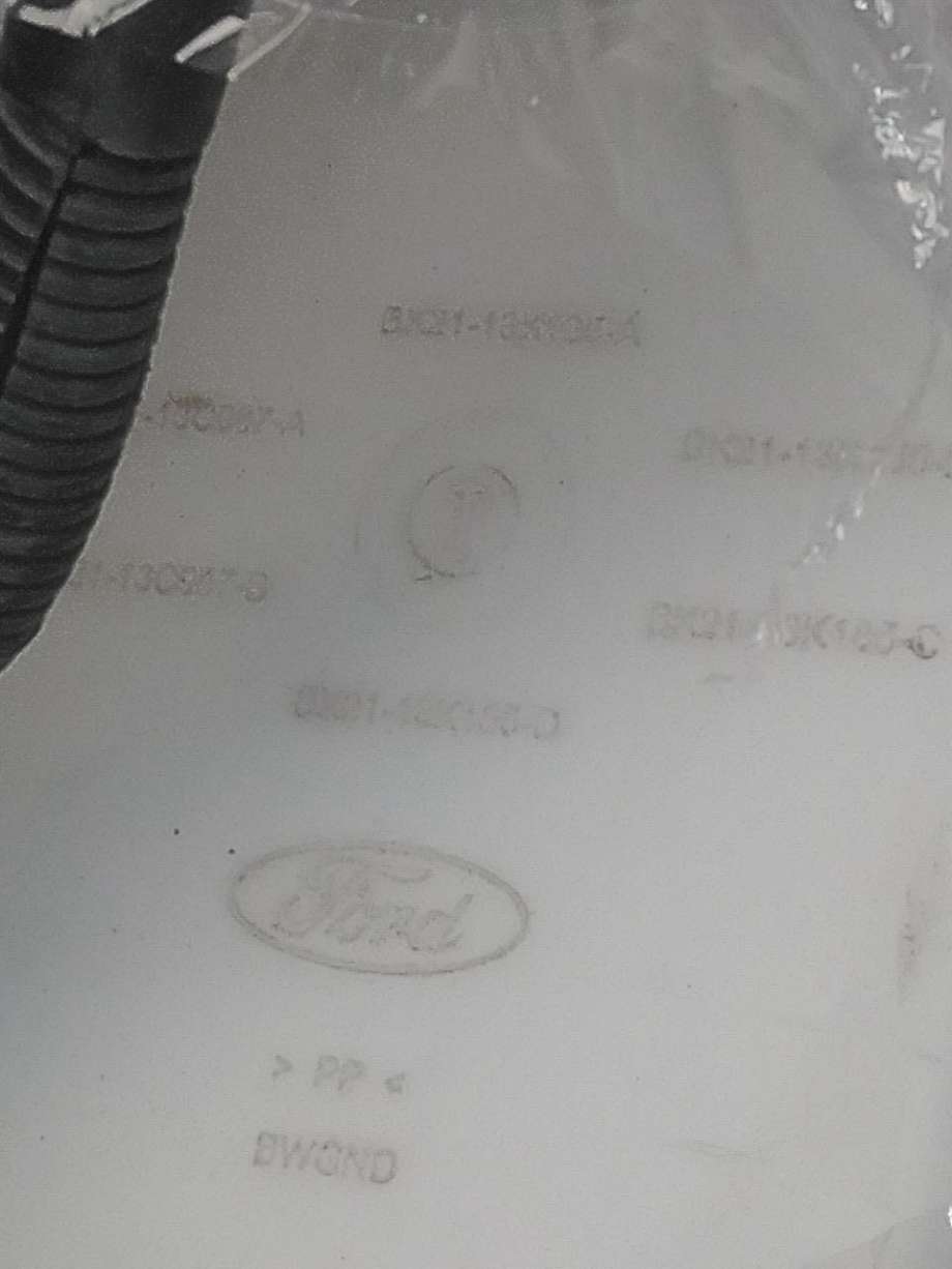 Spylertank til Ford Transit Custom 2013-2023 (Type I)  (FORD|1924048|)