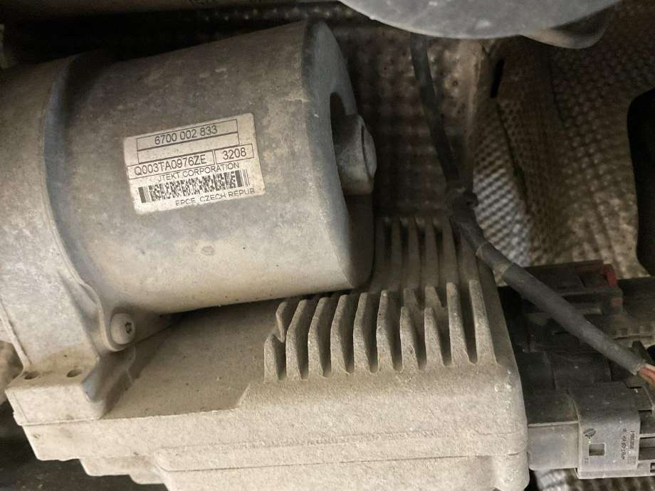 Tannstang elektrisk til Mercedes CLA 2013-2019 (C117) (C117) (MERCEDES|A 246 460 73 00|)
