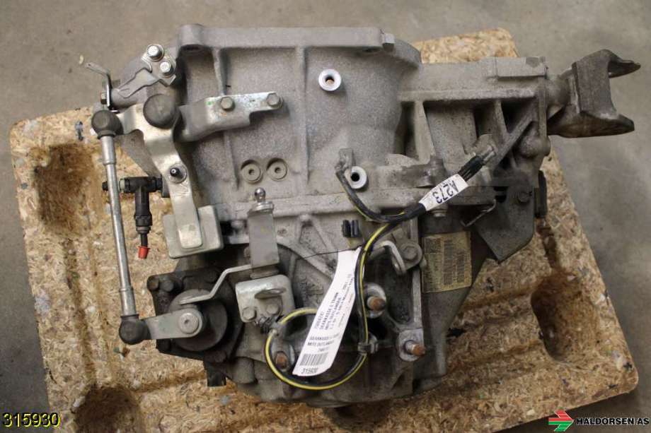 Girkasse manuell 6-trinn til Mitsubishi Outlander 2010-2012 (Type II, Fase 2)  (MITSUBISHI|2500A247|W6MBA-1-RRZC|)