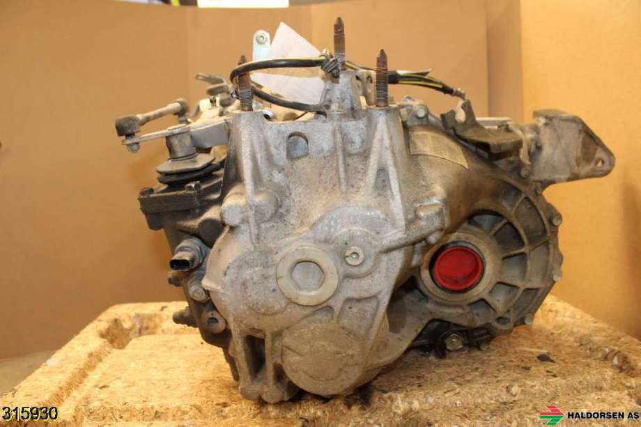 Girkasse manuell 6-trinn til Mitsubishi Outlander 2010-2012 (Type II, Fase 2)  (MITSUBISHI|2500A247|W6MBA-1-RRZC|)
