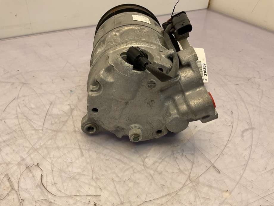 Aircondition kompressor til BMW X2 2018-->> (F39) (F39) (BMW|64 52 5 A21 D11|)