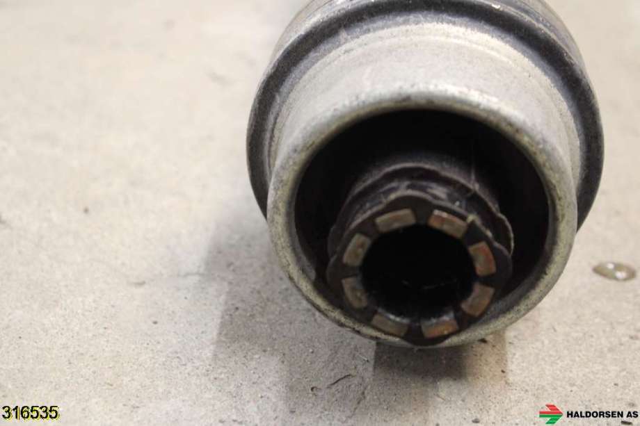 Mellomaksel til Audi Q5 2012-2017 (Type I, Fase 2)  (AUDI|8R0 521 101 J|)