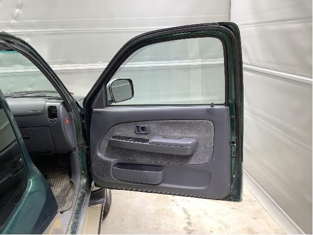 Dør høyre 2dørs til Toyota Hilux 2002-2005 (TOYOTA|6711135150|)