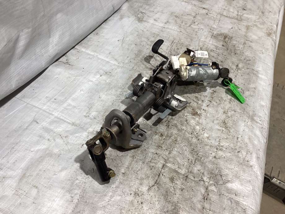 Rattaksel til Toyota Hilux 2002-2005 (4520535270|)