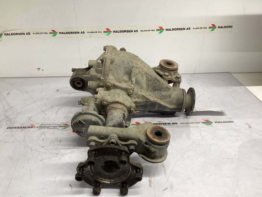 Kardang til Toyota Hilux 2002-2005  (TOYOTA|411103D370|)