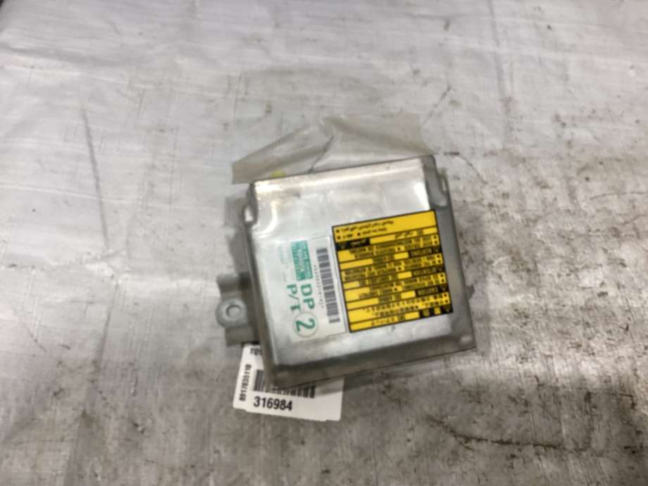 Airbag elektronikk til Toyota Hilux 2002-2005  (TOYOTA|8917035110|)