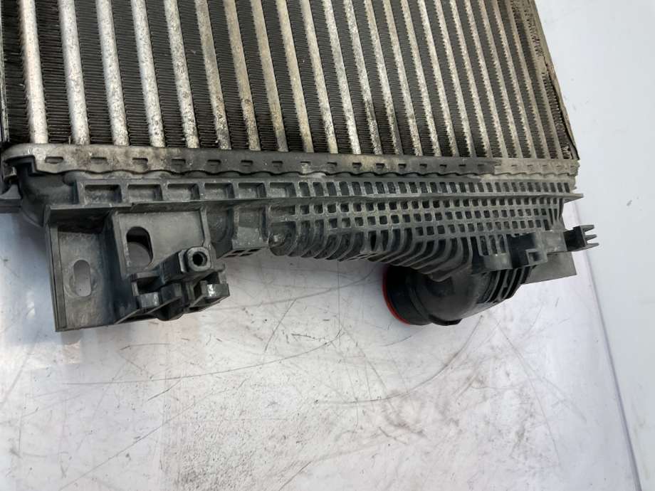 Intercooler til VW Amarok 2010-2016 (Type I, Fase 1)  (VOLKSWAGEN|2H0 145 804 C|)
