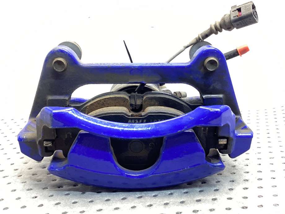 Bremsecaliper høyre foran til VW Passat 2015-2019 (Fase 1) (B8) (B8) (VOLKSWAGEN|5G0 615 124 E|)