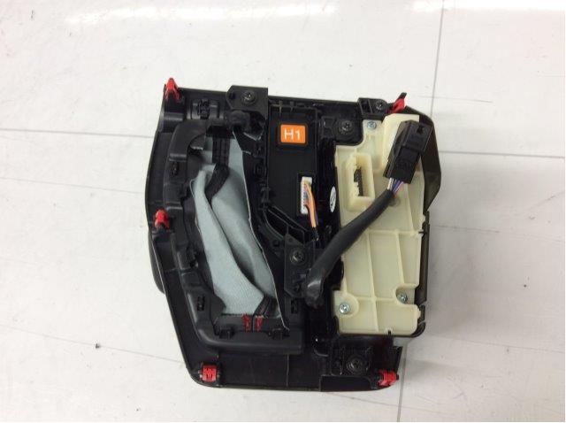 Diverse deler til Toyota RAV4 2019-->> (Type V)  (TOYOTA|3354240050C0|8401042211|3597442040)
