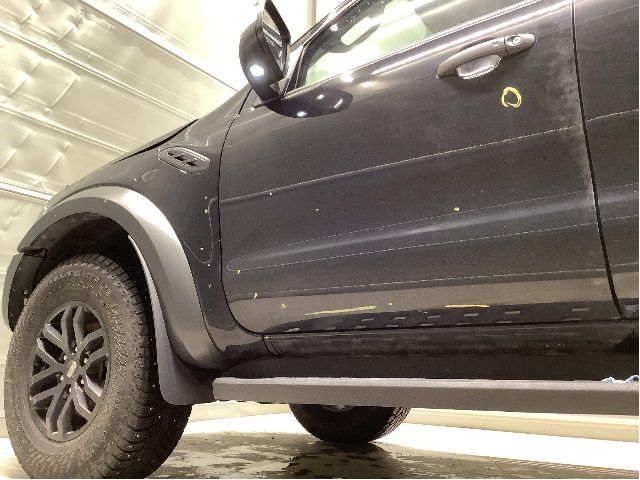 Dør venstre foran til Ford Ranger / Ranger Raptor 2022-->>  (FORD|AB39-2620205-AB|)