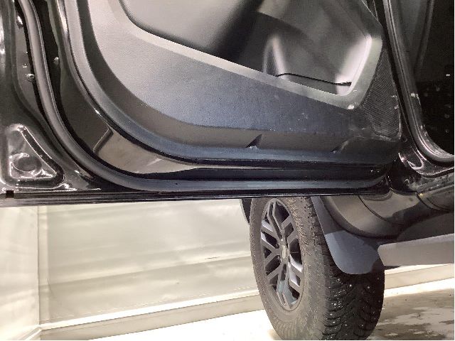 Dør venstre foran til Ford Ranger / Ranger Raptor 2022-->>  (FORD|AB39-2620205-AB|)