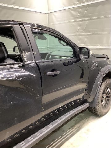 Dør høyre foran til Ford Ranger / Ranger Raptor 2022-->> (FORD|AB39-2620204-AB|)