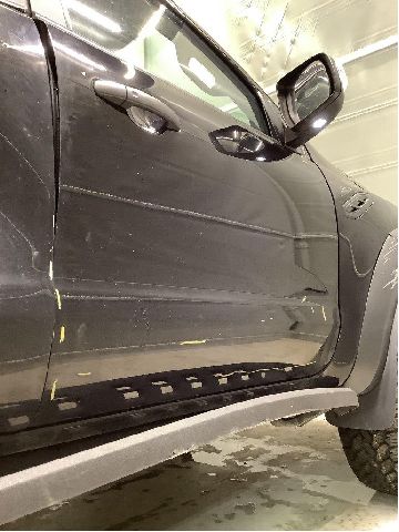 Dør høyre foran til Ford Ranger / Ranger Raptor 2022-->> (FORD|AB39-2620204-AB|)