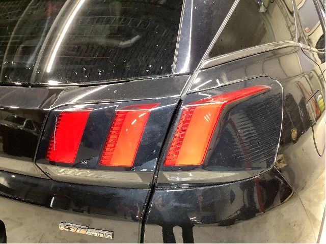 Baklykt høyre til Peugeot 3008 2016-->> (Type II) (PEUGEOT|98 104 770 80|)
