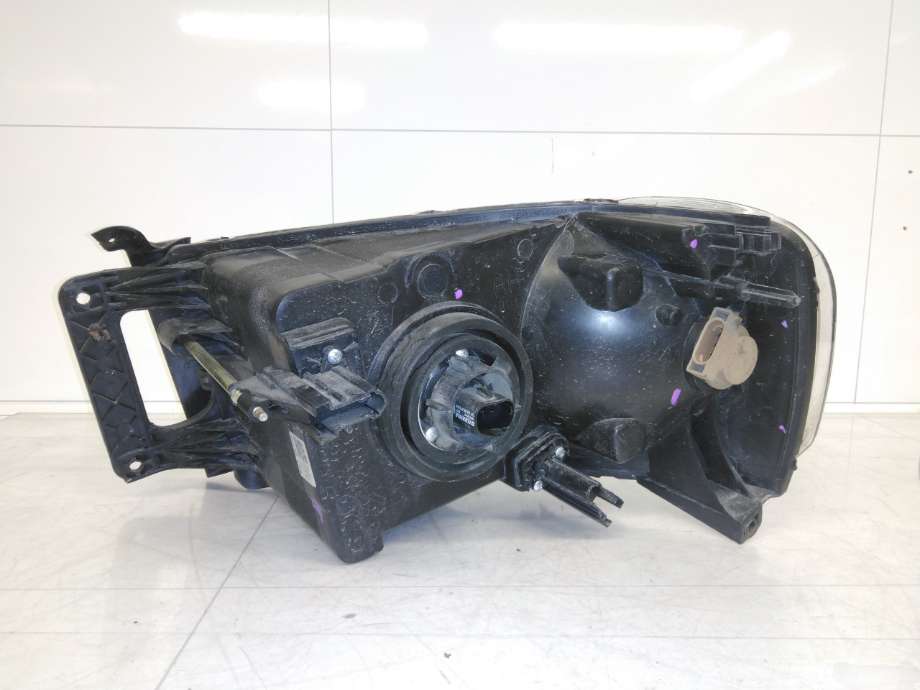 Frontlykt høyre halogen til Dodge Ram 2003-2008 (Type III)  (DODGE|55077120AB|)