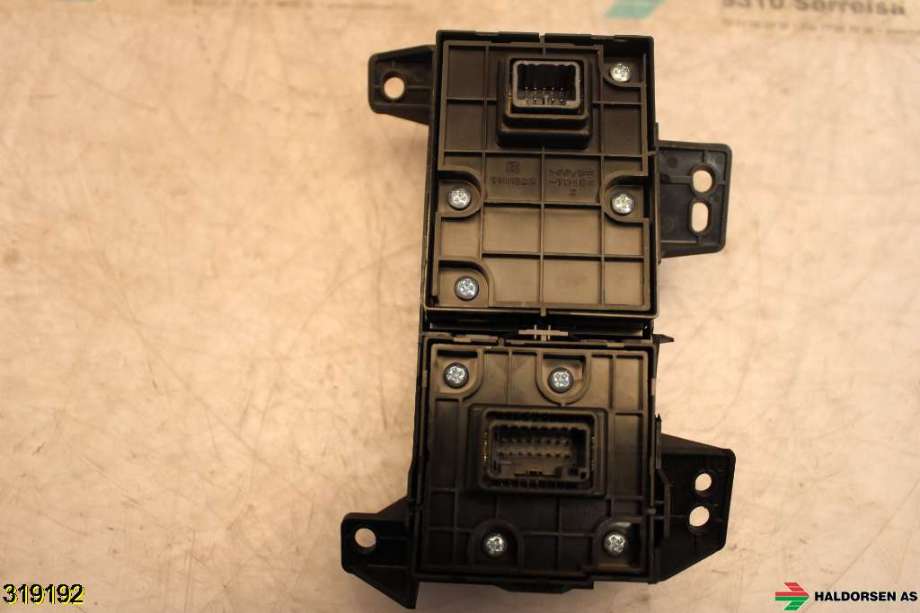 Bryter diverse til Lexus NX 2014-2021 (Type I) (AZ10) (AZ10) (LEXUS|8401078100|)