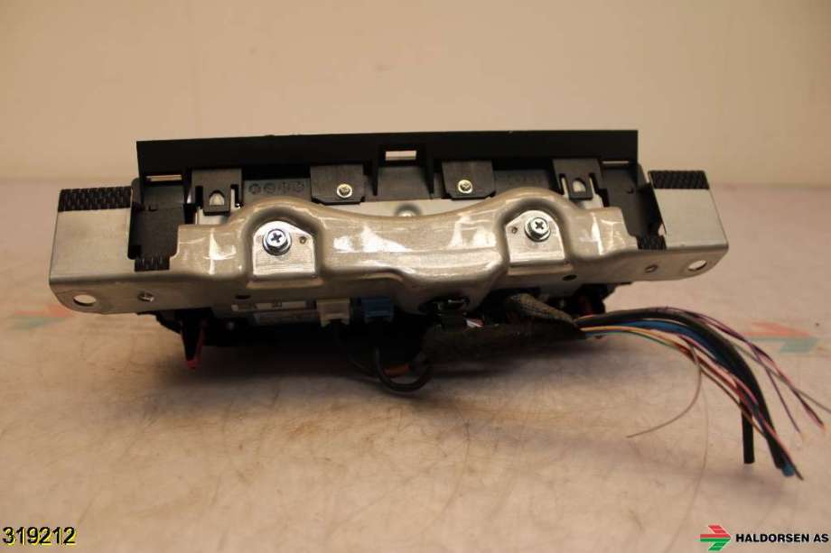 Multimedia display (MCU - Media Controller Unit) til Lexus NX 2014-2021 (Type I) (AZ10) (AZ10) (LEXUS|8611078021|)