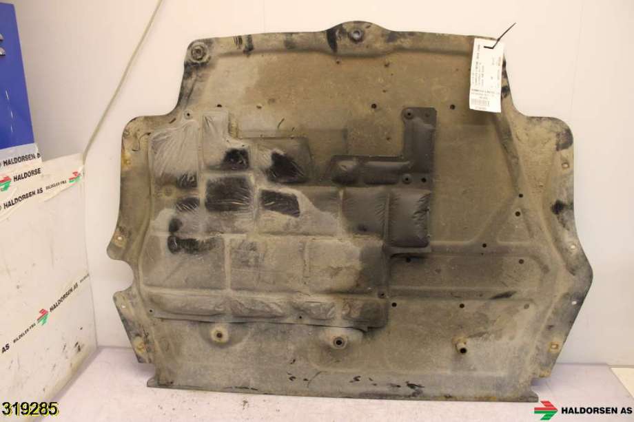 Motorplate under motor til VW Passat, 2011-2015 (B7) (B7) (VOLKSWAGEN|3C0 018 945 J)