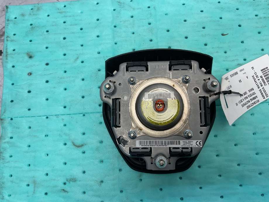 Airbag rattpute til Toyota RAV4 2016-2019 (Type IV, Fase 2)  (TOYOTA|4513042210C0|)