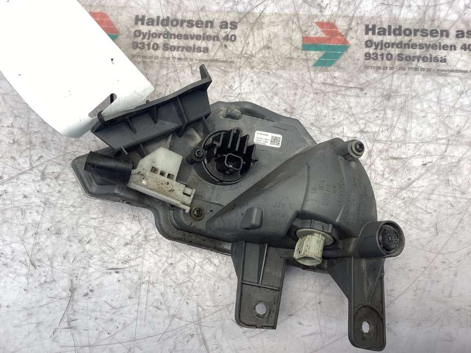 Baklykt fra støtfanger til Toyota RAV4 2016-2019 (Type IV, Fase 2) (TOYOTA|8145642060|8149042060|)