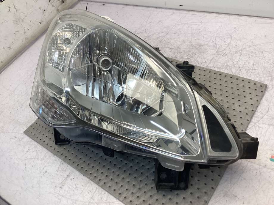 Frontlykt høyre halogen til Peugeot Partner 2015-2019 (Type II, Fase 2)  (PEUGEOT|6206 K6|)