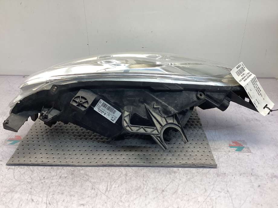 Frontlykt høyre halogen til Peugeot Partner 2015-2019 (Type II, Fase 2)  (PEUGEOT|6206 K6|)