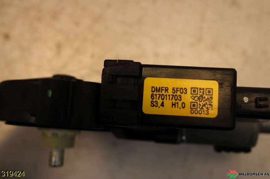 Ruteheis høyre til Hyundai Santa Fe 2012-2020 (Type III) (HYUNDAI|82460 2W020||82460-2W020)