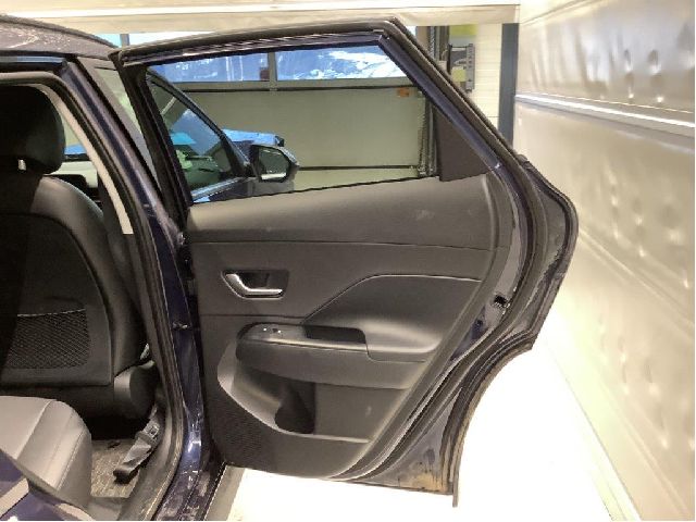 Dør høyre bak til Hyundai Kona 2024-->> (Type II)  (HYUNDAI|77004-HF000|)