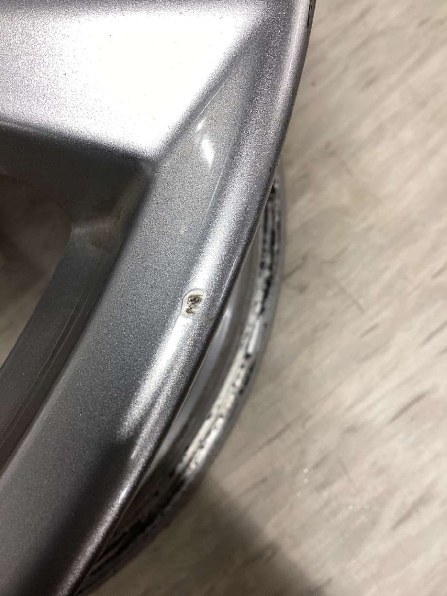 Felg aluminium til Audi A4 2020-->> (Type V, Fase 2) (B9) (B9) (8W0601025R|E-8.0Jx18H2 ET 40|)