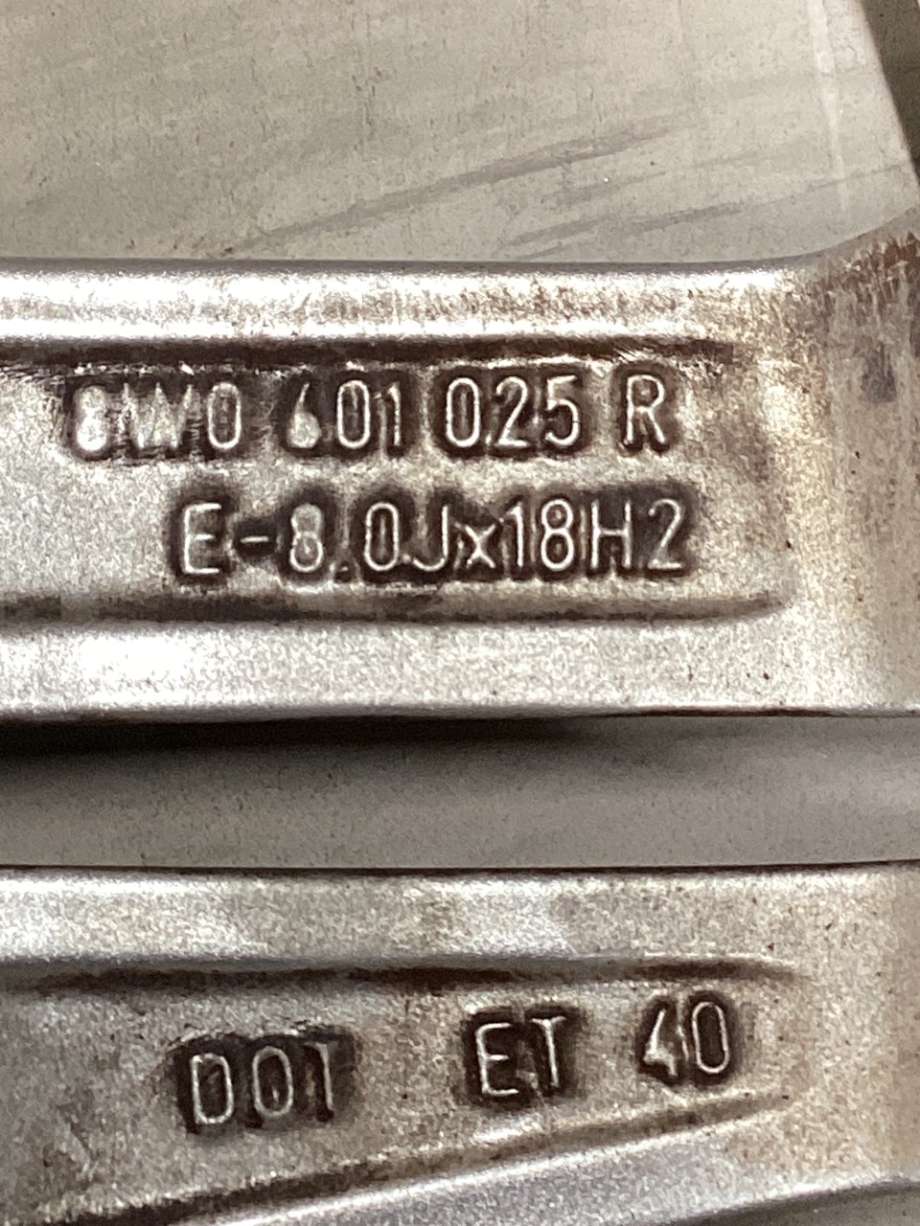 Felg aluminium til Audi A4 2020-->> (Type V, Fase 2) (B9) (B9) (8W0601025R|E-8.0Jx18H2 ET 40|)