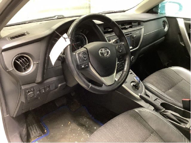 Dashbord til Toyota Auris 2015-2019 (Type II, Fase 2)  (TOYOTA|5540102900C0|)